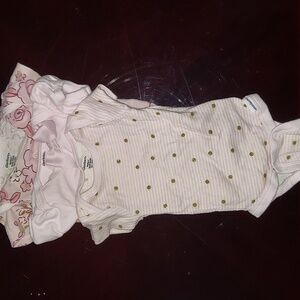 3 piece bundle newborn Gerber onesies
